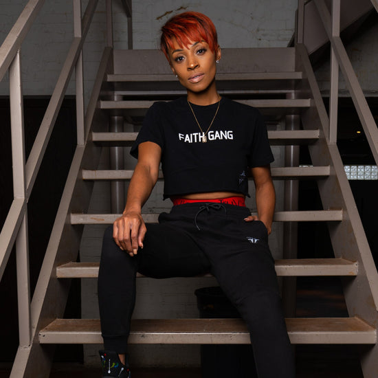 Camiseta corta para mujer Faith Gang® (varios colores)