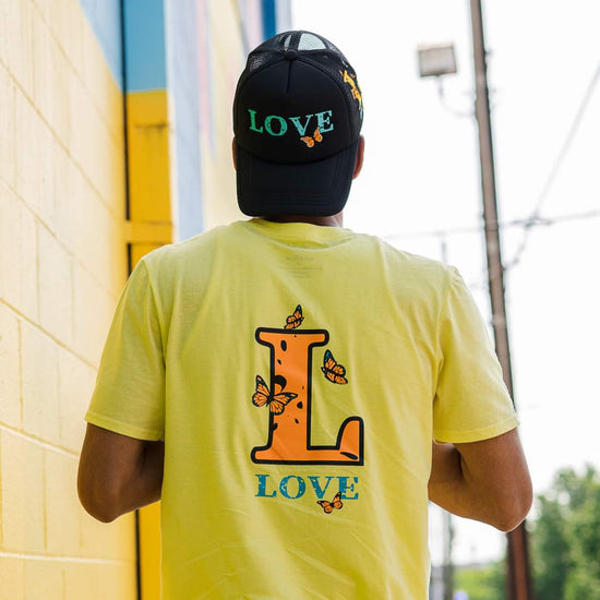 Camiseta Love Butterfly (varios colores)