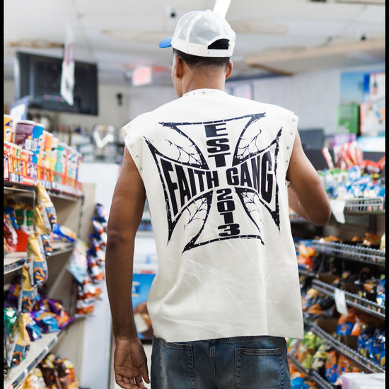 Camiseta sin mangas Faith Gang® (delantera y trasera)